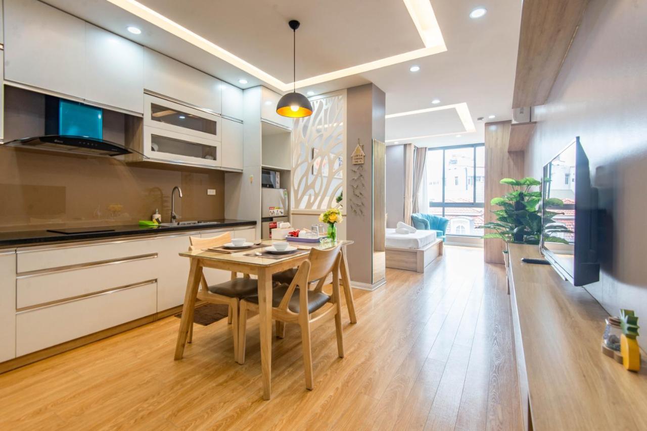 22Housing Hotel & Residence 81 Linh Lang Hanoi Esterno foto
