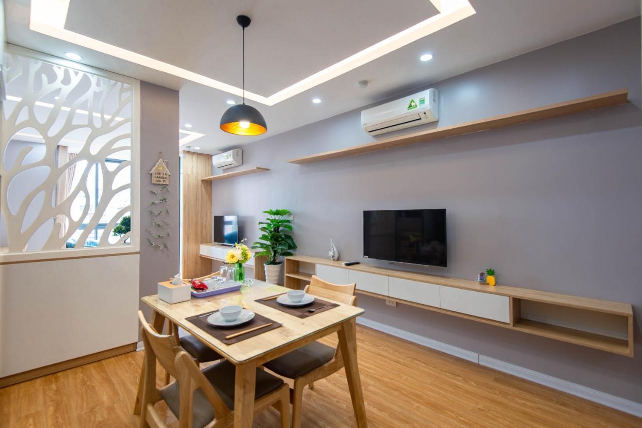 22Housing Hotel & Residence 81 Linh Lang Hanoi Esterno foto