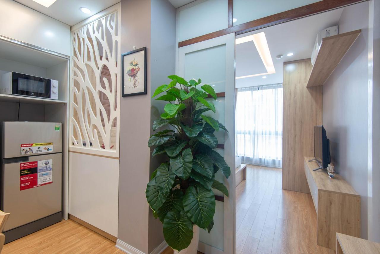 22Housing Hotel & Residence 81 Linh Lang Hanoi Esterno foto