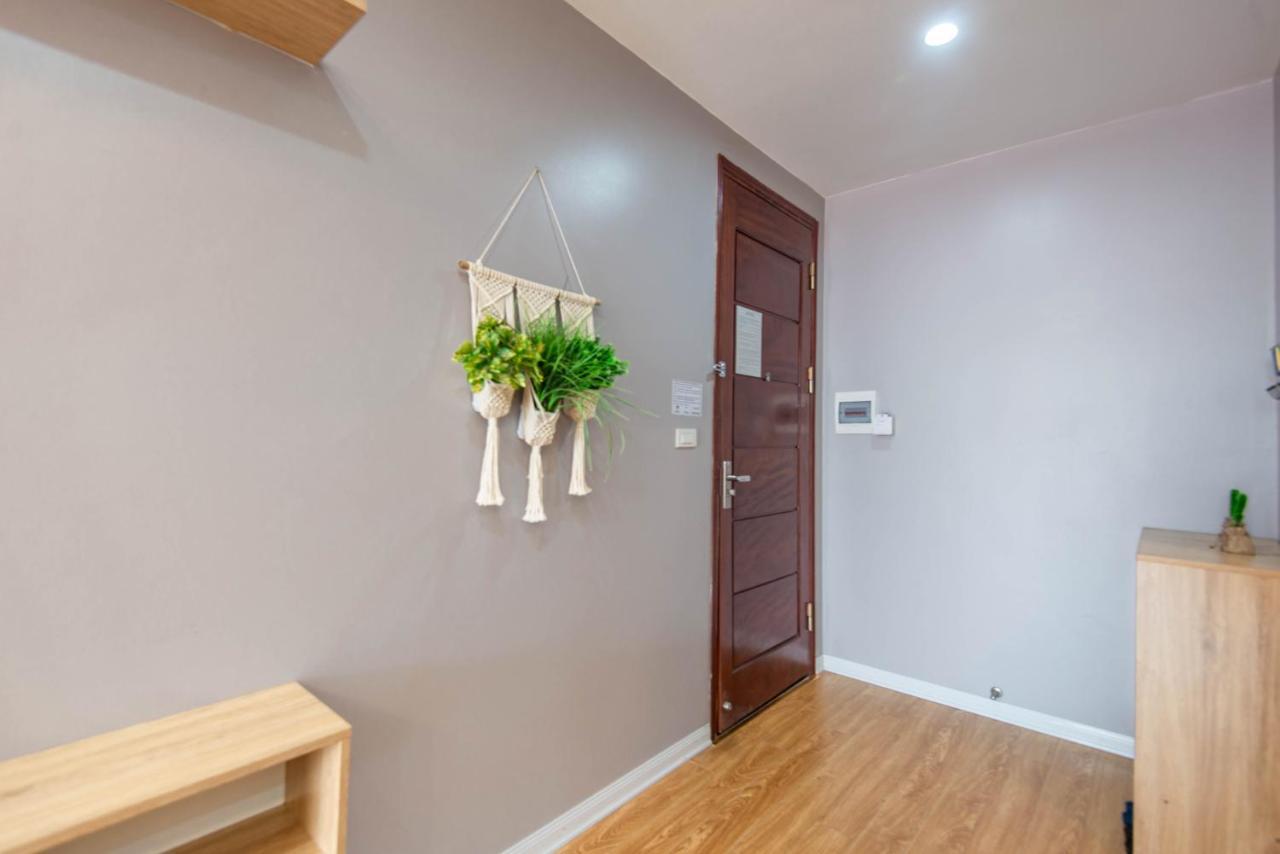 22Housing Hotel & Residence 81 Linh Lang Hanoi Esterno foto