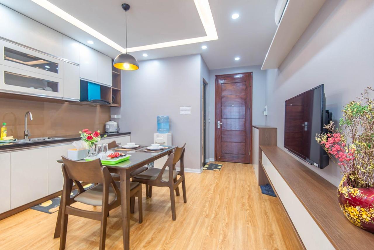 22Housing Hotel & Residence 81 Linh Lang Hanoi Esterno foto