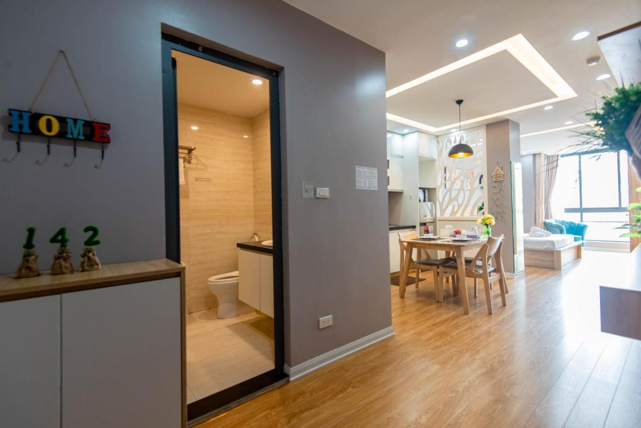 22Housing Hotel & Residence 81 Linh Lang Hanoi Esterno foto