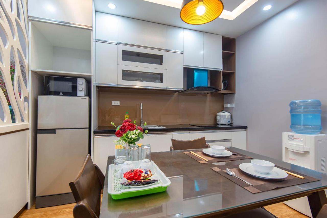 22Housing Hotel & Residence 81 Linh Lang Hanoi Esterno foto