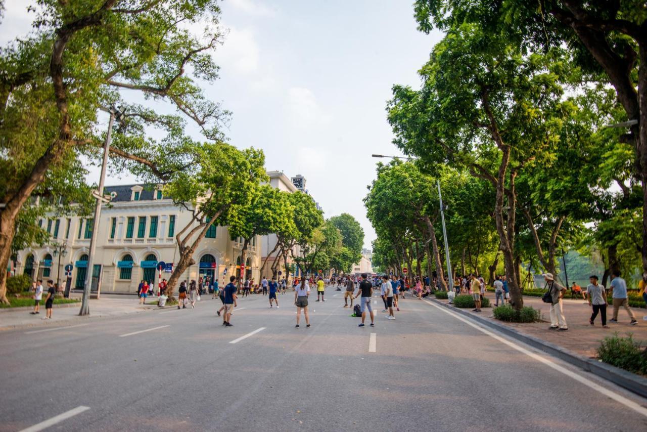22Housing Hotel & Residence 81 Linh Lang Hanoi Esterno foto